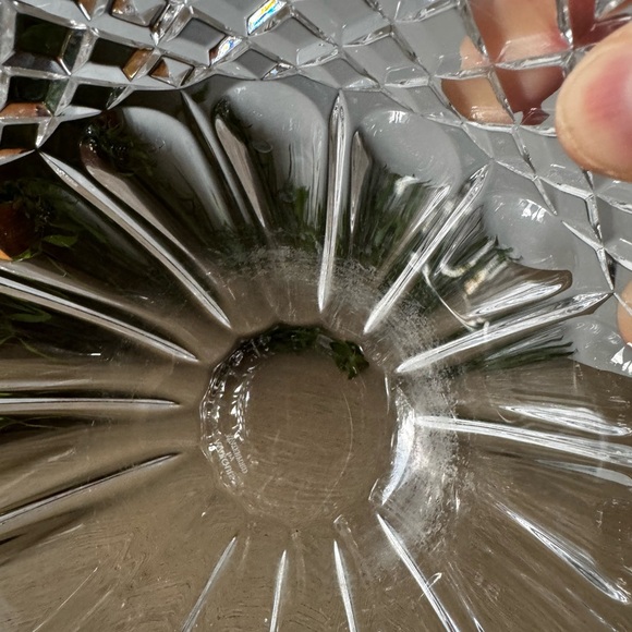 Elegant Marquis by Waterford “Shelton” Clear Crystal Bowl - Picture 4 of 8